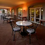Santa Barbara Hotel
