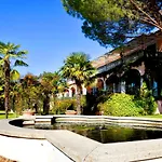 Santa Barbara Hotel