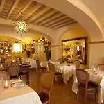 Santa Barbara Hotel