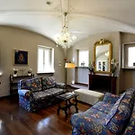 Santa Barbara Hotel