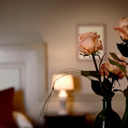 Santa Barbara Hotel 4*