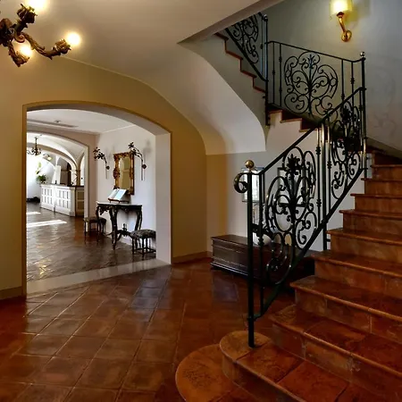 Santa Barbara 4* Монтефалько