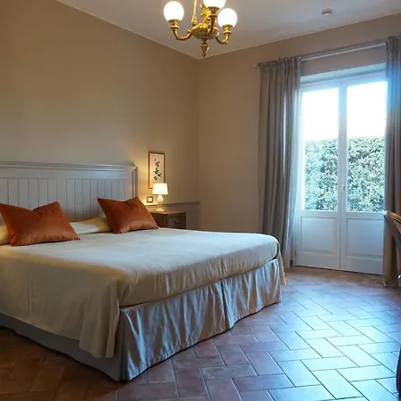 Santa Barbara Отель 4*