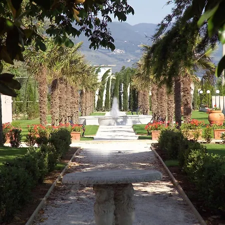 Отель Santa Barbara 4*
