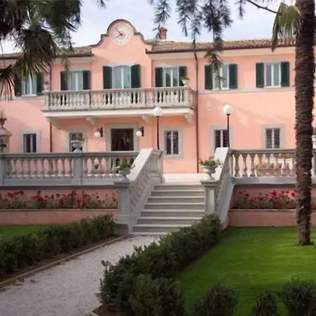 Santa Barbara 4* 몬테팔코