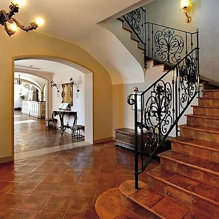 Santa Barbara Szálloda 4*