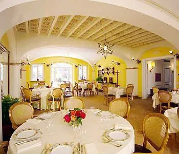 Отель Santa Barbara