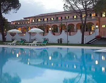 Отель Santa Barbara Монтефалько