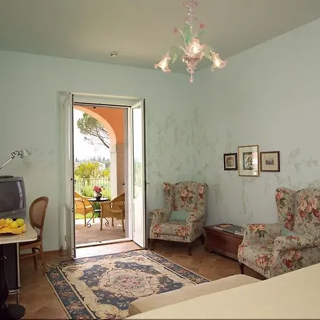 Santa Barbara 4*