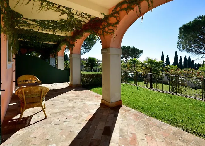 Santa Barbara Монтефалько