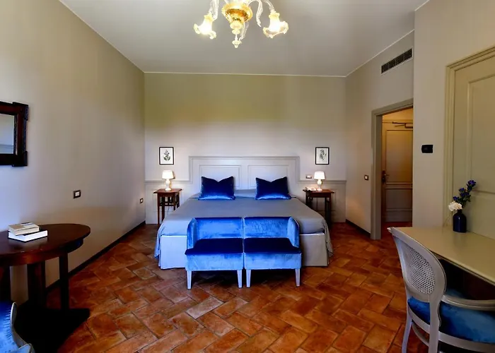 Santa Barbara Отель 4*