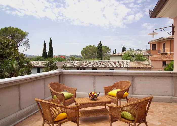 فندق Santa Barbara 4*