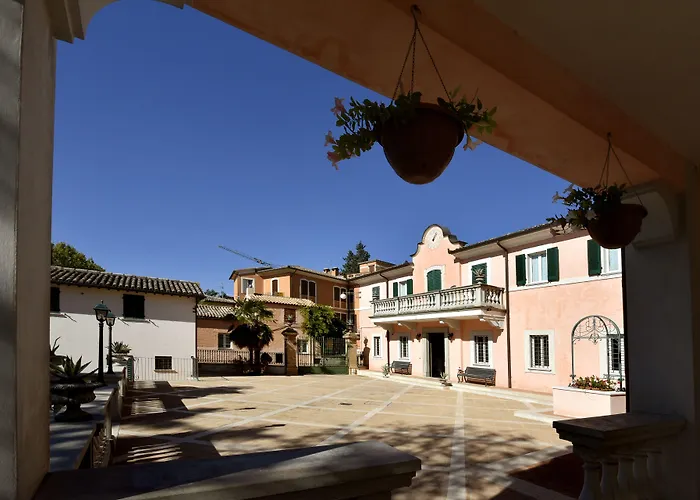 Santa Barbara فندق 4*