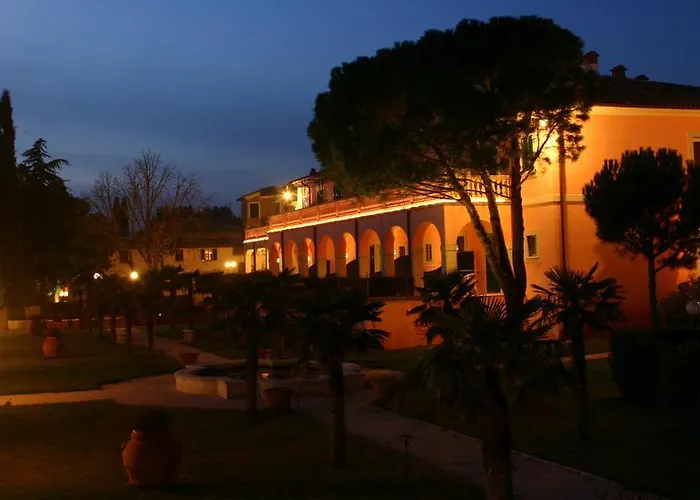 Santa Barbara فندق 4*